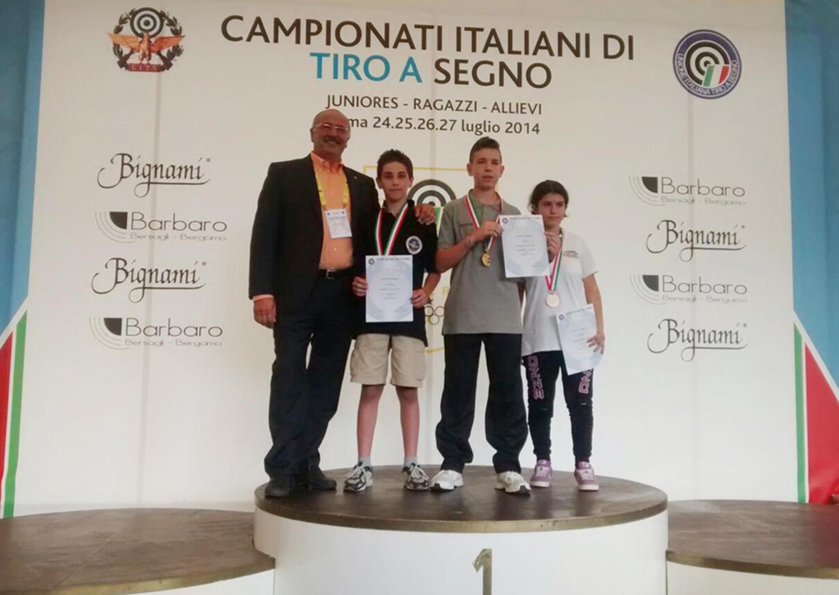 Foto allievi.jpg